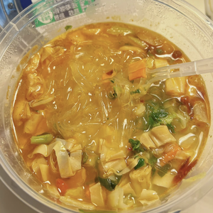 บะหมี่กึ่งสำเร็จรูปทอดกรอบ รสซุปกระดูกใหญ่ภาคตะวันออกเฉียงเหนือ ผสมถั่วลิสง พร้อมรับประทานที่บ้านหรือที่ทำงาน - Product Image 4