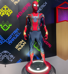 Estatua de Spider-Man de Tamaño Real, Escala 1:1, Escultura Artística de Resina y Fibra de Vidrio del Iron Spider de los Vengadores, con Ojos LED, Coleccionable - Product Image 3