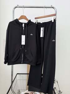 Ensemble de survêtement décontracté pour homme, col montant, demi-zip, idéal pour la course et le sport en extérieur – Collection Automne - Product Image 6