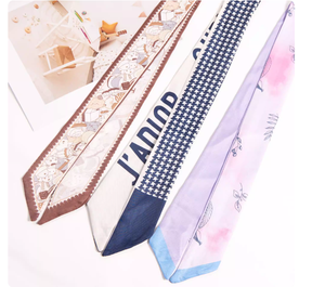 <span class=keywords><strong>Bandana</strong></span> in Seta Personalizzata con Coda Fluida, Tendenza 2026, Direttamente dalla Fabbrica, Logo Personalizzato, Varie Misure e Colori, Marchi di Moda - Product Image 1