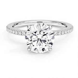 Élégante bague de fiançailles solitaire en or plaqué 18K 14K avec diamant taille brillant rond et micro-pavé de diamants sur le côté, cadeau pour femme - Product Image 1