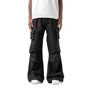 Pantalon cargo noir surdimensionné pour homme, nouveau design, multi-poches, style streetwear, pantalon cargo pour homme - Product Image 1