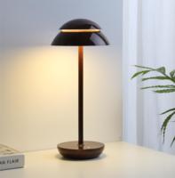 Lampe de table Art Déco en métal de luxe créative, rechargeable sans fil, éclairage de bureau pour la décoration de restaurants et d'hôtels