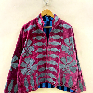 Chaqueta de Terciopelo para Mujer, Bordada con Flores, Cuello Alto, Manga Larga, Chaqueta de Otoño Hecha a Mano, Abrigo con Estampado Rosa y Gris, Chaqueta Suzani - Product Image 1