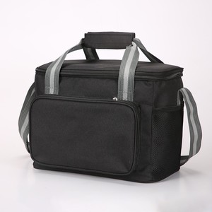 Portable Thermal Food Delivery <b>Bag</b> Custom Large Leakproof Insulated <b>Tote</b> <b>Bag</b> Thermal Lunch Soft Cooler <b>Bag</b> - Product Image 2