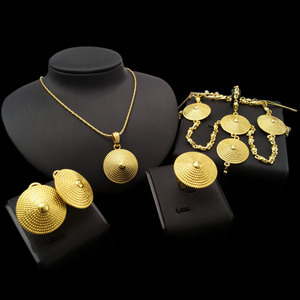 Zhuerrui – ensemble de <span class=keywords><strong>bijoux</strong></span> de maman plaqué or 18 carats, cadeau de fête des mères de haute qualité, dernier Costume italien, <span class=keywords><strong>bijoux</strong></span> de mariée simples HA16112205 - Product Image 2
