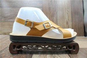 I sandali piatti <span class=keywords><strong>Slip</strong></span>-<span class=keywords><strong>on</strong></span> minimalisti e alla moda da <span class=keywords><strong>uomo</strong></span> sono leggeri e adatti per l'uso quotidiano in spiaggia. size38-47 - Product Image 3