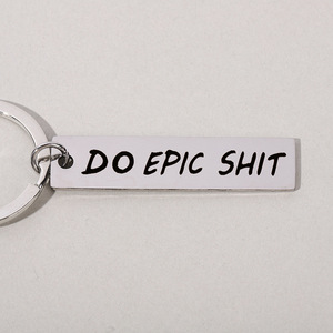 Bán Buôn 2023 Tốt Nghiệp Quà Tặng Keychain Làm Sử Thi Chết Chết Tốt Nghiệp Keychain 2023 Quà Tặng Cho Anh Thư Cô Khắc Kim Loại Móc Chìa Khóa - Product Image 6