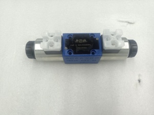 Solénoïde de commande directionnelle hydraulique 4WE 6 G6X/EG12N9K4 - Product Image 6