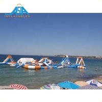 Aire de jeux sportive flottante pour l'été Parc aquatique gonflable Parc aquatique gonflable pour enfants et adultes