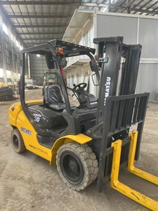 Montacargas Komatsu FD30 de Segunda Mano en Buen Estado, Montacargas Usado de 3 Toneladas a Bajo Precio, Máquina de Almacén Komatsu en Oferta - Product Image 4