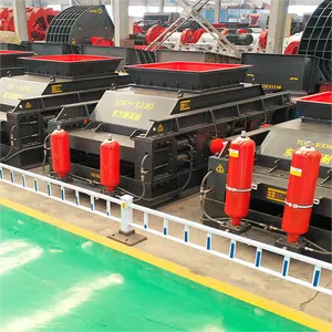 2023 Hete Verkoop Bouw Snelweg Kalksteen Kolen Zandmaker Dubbele Roller Maken Machine Prijs Voor Mijnbouw