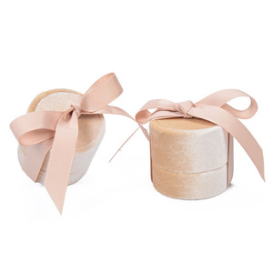 Bán Buôn Nắp Cơ Sở Tùy Chỉnh Ưa Thích Nhung Vòng Wedding Nhẫn <span class=keywords><strong>Box</strong></span> Với Ribbon Cho Đề Xuất Và Quà Tặng Lưu Trữ Hộp - Product Image 3
