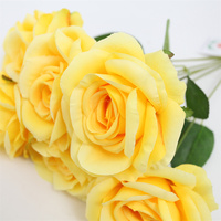 High End Faux Rose Bloem Boeket 7 Hoofden Kunstzijde Roos Boeket Decoratieve Bloem Roze Geel Voor Bruiloft Evenement Diy Decor