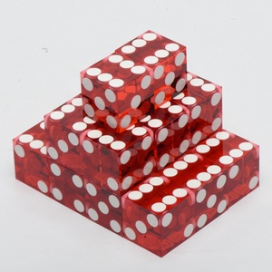 Xúc Xắc Trong Suốt Hình Vuông 19Mm Theo Yêu Cầu Của Nhà Máy Xúc Xắc Chạm Khắc 6 Mặt Xúc Xắc D6 Tùy Chỉnh Bằng Nhựa Acrylic Khắc Logo - Product Image 3