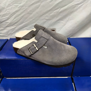 Sabots en daim à enfiler doublés polaire, pantoufles plateforme, confort hivernal, pantoufles chaudes unisexes en cuir – Vente directe usine - Product Image 6