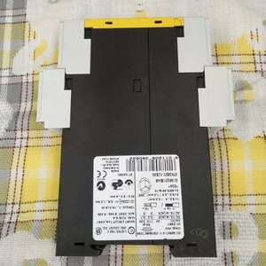 Genuine Safety <b>Relay</b> 3TK2821 2CB30 Industrial Control Germany Made - Product Image 3