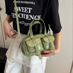 Bolso cuadrado popular para mujer, nuevo diseño, bolso de hombro moderno, bolso de mano retro de cuero PU, bolso tote. - Product Image 3