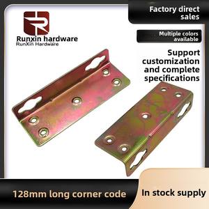 Cintre <span class=keywords><strong>d</strong></span>'<span class=keywords><strong>angle</strong></span> de lit en <span class=keywords><strong>bois</strong></span> massif accessoires de quincaillerie de meubles pièce suspendue en fer connecteur de charnière de lit fixe insérer lit de qualité - Product Image 2