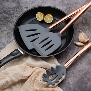 طقم مستلزمات المطبخ, طقم مستلزمات المطبخ من السليكون غير قابل للالتصاق بمقبض خشبي وحامل - Product Image 5