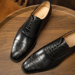 En 2025, les chaussures pour hommes sont officiellement des chaussures pour hommes en cuir véritable avec lacets et des chaussures Oxford. - Product Image 4