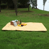 Tapis de pique-nique extérieur imperméable et résistant à l'humidité tapis de sol de printemps tapis de plage en tissu de camping pour les pique-niques