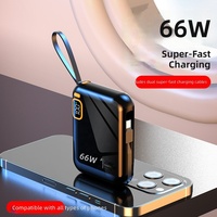 Chargeur portable 66W 10000mAh avec câble intégré, prise en charge de la charge ultra-rapide, entrée DC, sortie multi-USB, impression de logo disponible