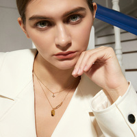 Collier double couche en acier inoxydable 316L plaqué or PVD 18 carats, étanche, avec pendentif plaque gravable personnalisable, bijoux