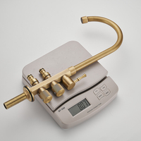 Mélangeurs modernes en cuivre massif de luxe Robinet d'extérieur antique avec robinets d'eau froide simples à connexion rapide pour les robinets de jardin de cour