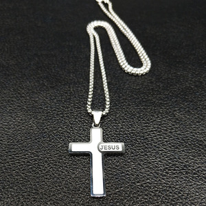 Collier <span class=keywords><strong>Croix</strong></span> en Acier Inoxydable de Style Simple <span class=keywords><strong>Plaqué</strong></span> <span class=keywords><strong>Or</strong></span> 18K Pendentifs Jésus Chrétien avec Zircon pour Hommes et Femmes - Product Image 6