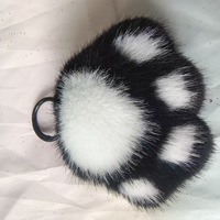 Pendentif en fausse fourrure de vison en forme de patte de chat, petit porte-clés de sac en forme de patte, porte-clés de voiture en forme de patte d'ours