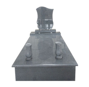 Hongrie Style Personnalisé 3D Gravure Grand Vert Granit <span class=keywords><strong>Pierre</strong></span> <span class=keywords><strong>Tombale</strong></span> <span class=keywords><strong>Pierre</strong></span> <span class=keywords><strong>Tombale</strong></span> <span class=keywords><strong>Pierre</strong></span> <span class=keywords><strong>Tombale</strong></span> avec Le Meilleur <span class=keywords><strong>Prix</strong></span> - Product Image 2