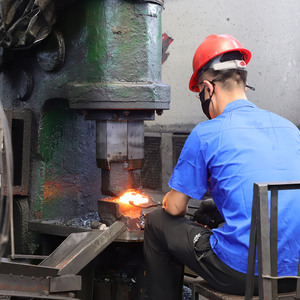 Morsetto Doka Originale ad Alta Resistenza e Dimensioni Regolabili per <span class=keywords><strong>Sistema</strong></span> di Casseforme Doka - Product Image 4