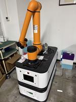 Nouveau châssis de robot composite innovant EZ-COR AMR avec moteur et PLC pour environnements difficiles (sol sale par l'huile/l'eau)