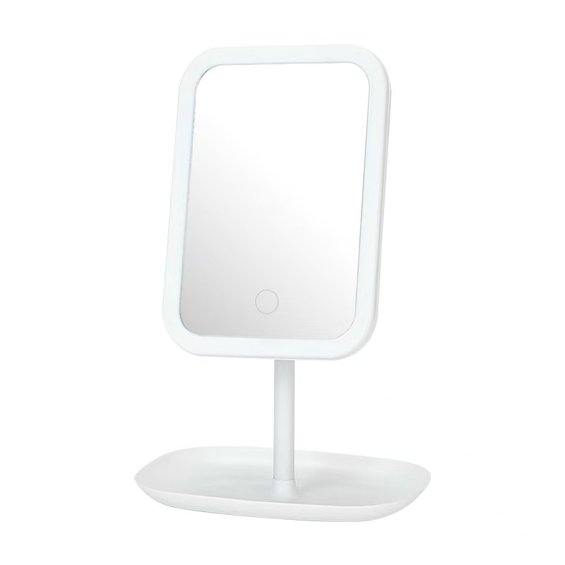 Minimalist white [three colors of light]