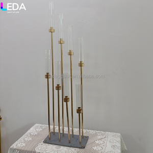 งานเลี้ยงเปิดตัวสินค้าใหม่ LEDA โต๊ะตกแต่งสีทอง เชิงเทียนโลหะ 8 หัว สำหรับงานแต่งงาน - Product Image 1