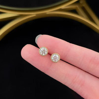 Boucles d'oreilles clous simples en or jaune 18 carats avec diamants de laboratoire ronds, boucles d'oreilles en or, boucles d'oreilles avec diamants, boucles d'oreilles créoles, boucles d'oreilles fines
