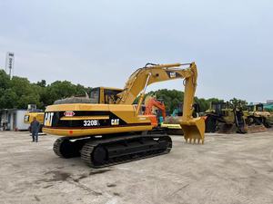 Excavatrice CAT 320BL d'origine japonaise, poids opérationnel de 20 tonnes, avec godet de terrassement, équipement de construction d'occasion - Product Image 2