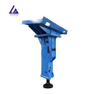 Pilonneuse pour mini-chargeuse, réglable pour différentes tailles de poteaux et travaux d'installation de pieux - Product Image 1