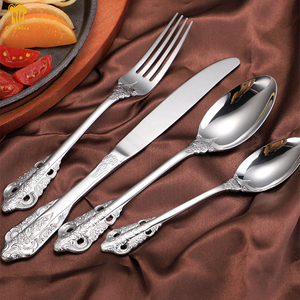 Amzn <span class=keywords><strong>Top</strong></span> bán 2023 Flatware thép không gỉ Muỗng Bạc 24 cái 24 cái Flatware cổ điển sang trọng Vàng Hoàng Gia thiết lập dao kéo - Product Image 2