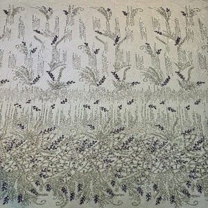 Tissu en gros : Tissu africain en maille brodée de perles et de sequins pour robes, tenues et vêtements pour enfants, dentelle de 5 yards - Product Image 4