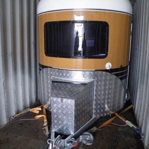 Semirremolque HERUI de Carga Inclinada para 3 Caballos, Construcción de Acero Aleado, Eje Doble, Frenos Eléctricos, Capacidad de Carga de 4T, Alojamiento Tipo RV - Product Image 1