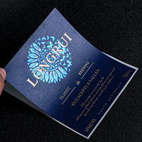 Étiquettes d'emballage personnalisées de qualité supérieure, vernis holographique 3D, imperméables aux UV, logo en relief imprimé, autocollants pour bouteilles de vin et de bière