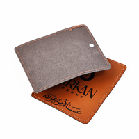 Étiquette personnalisée en cuir PU pour vêtements étiquette en jeans Étiquette de patch en cuir à graver adhésive en jean en relief pour vêtements t-shirt