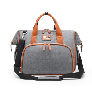 Sac à dos de voyage pour bébé, sac à langer portable, sac à langer pour maman avec lit bébé intégré - Product Image 1