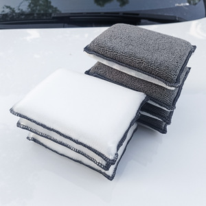 Blocs d'éponges carrées en microfibre 14,5x10,5x3,5 cm gris et blanc, fournitures de nettoyage pour lavage de voiture et detailing automobile - Product Image 1