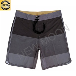 Shorts de bain pour hommes personnalisés, séchage rapide, respirants, protection solaire, imprimé uni, pour l'été et les loisirs - Product Image 1