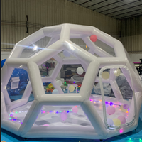 Tente transparente de camping de maison de bulle gonflable de forme de football de nouvelle conception tente gonflable de dôme de football de bulle à vendre