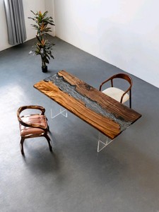 Mesa de comedor de resina epoxi transparente hecha a mano con borde natural de <span class=keywords><strong>madera</strong></span>, mesa de té de oficina con patrón de río transparente - Product Image 3