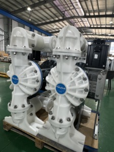 Pompe pneumatique à diaphragme non métallique Skylink PS80 76 mm 3 pouces, résistante aux produits chimiques, actionnée par l'air, Pu - Product Image 3